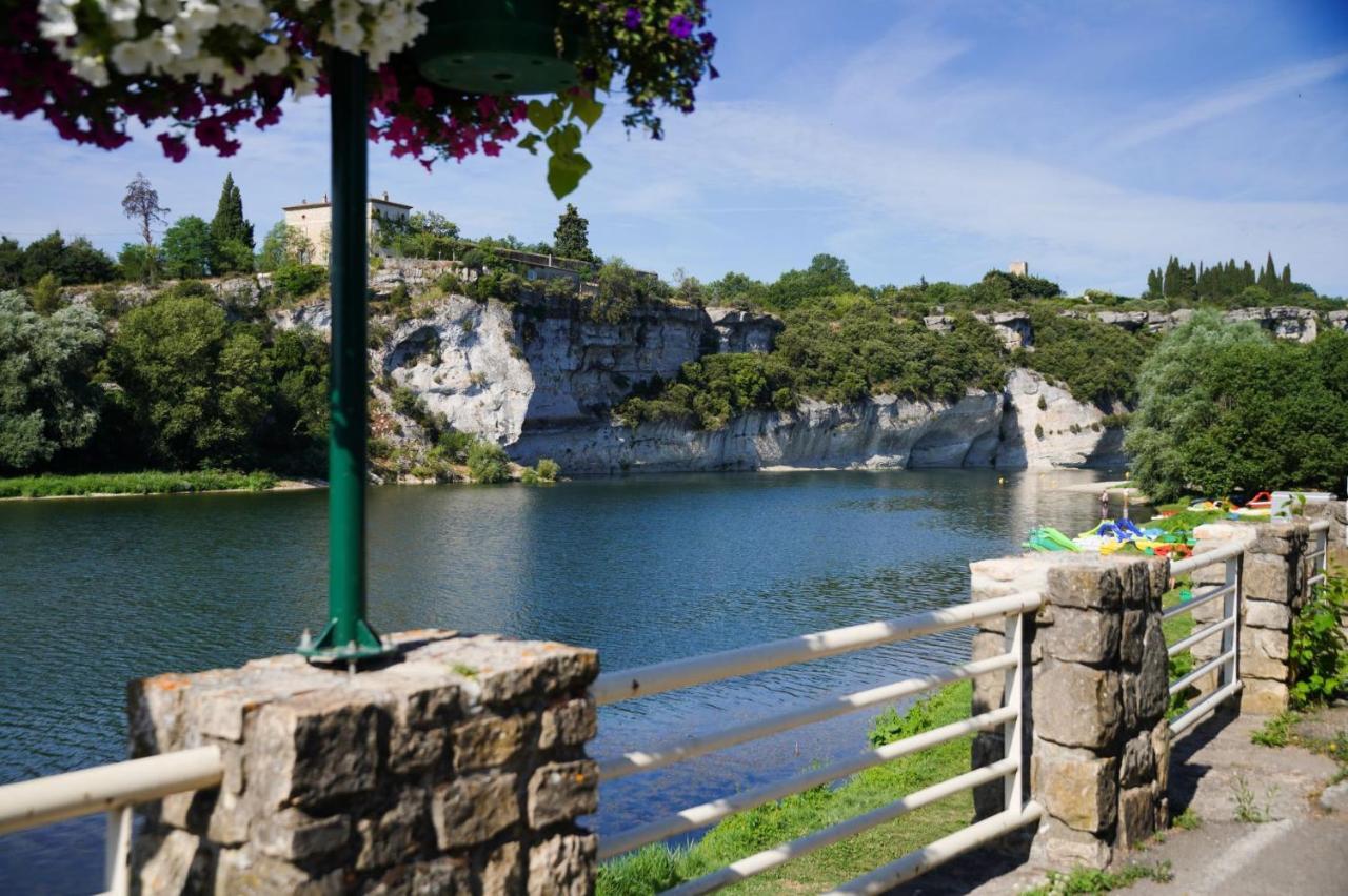 Les Verveines Apartment Saint-Martin-dʼArdèche Bagian luar foto